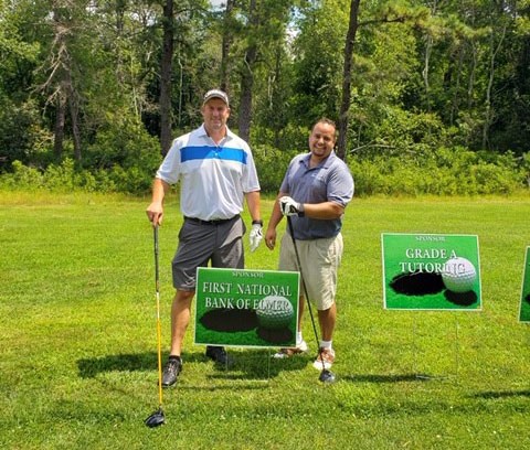 Two bank employees at the Greater Vineland Golf Outing 2019